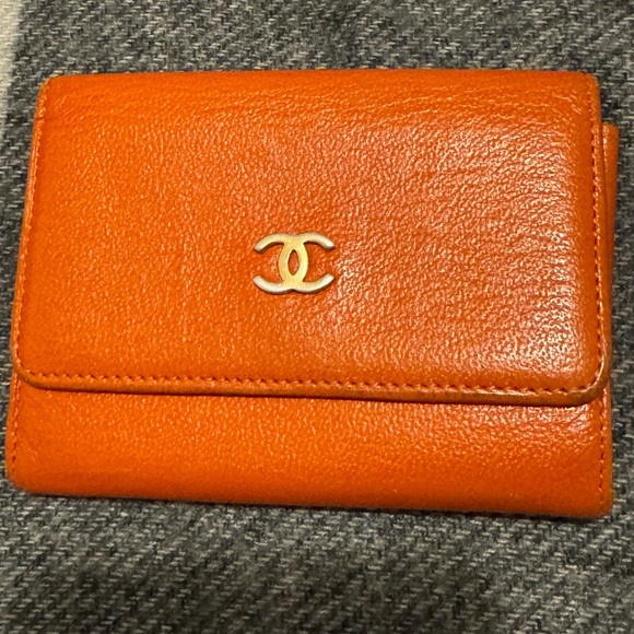 CHANEL Handbags - Vintage Chanel Orange Coin/card Case